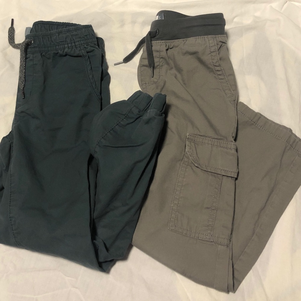 Bundle of 2 pairs of pants - size S (6/7)